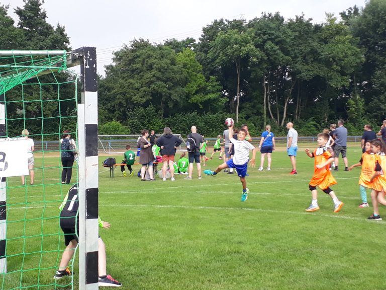 Männl. E-Jugend Kahl: Handball Cup in Klein-Auheim endet mit 4. Platz