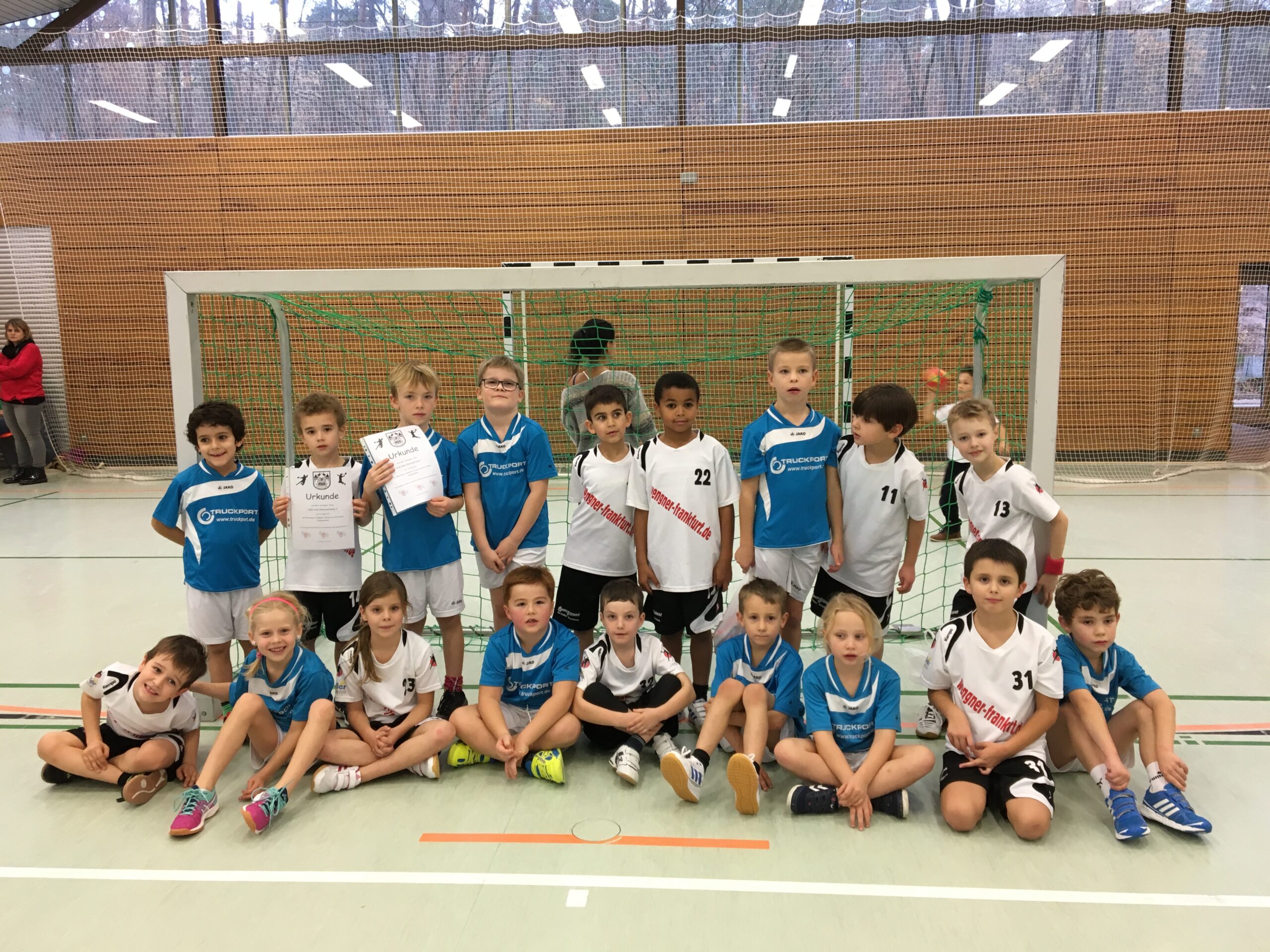 Mini Anfänger: Beim Turnier in Obernau ungeschlagen