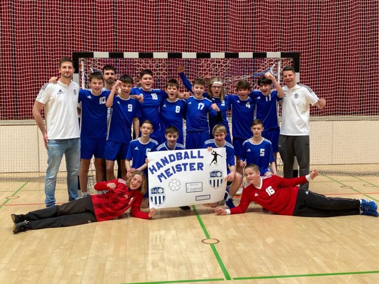 Männliche C1-Jugend krönt sich im Heimspiel gegen Friedberg zum Meister der Landesliga Gruppe