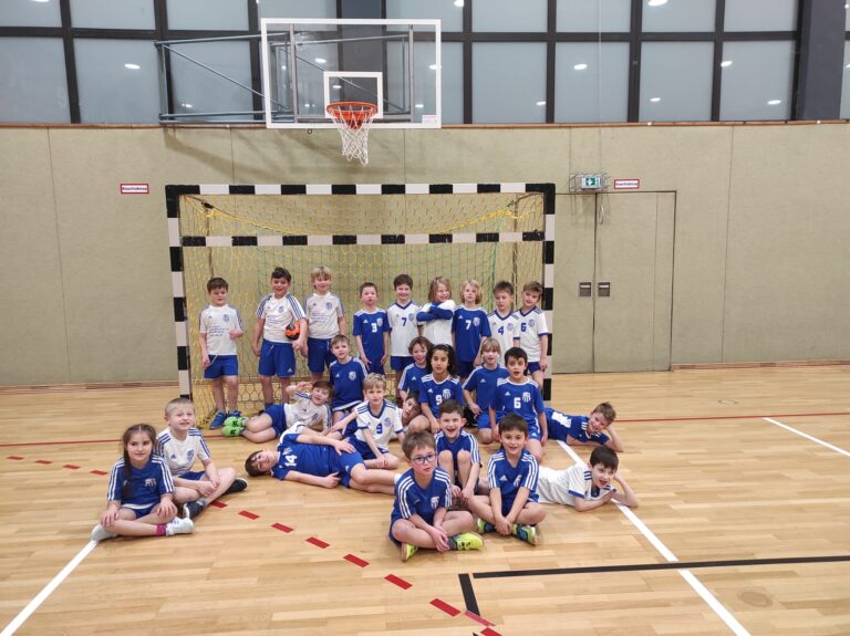 94er Minis: Gemeinsame Trainingseinheit in der Kahler Waldseehalle