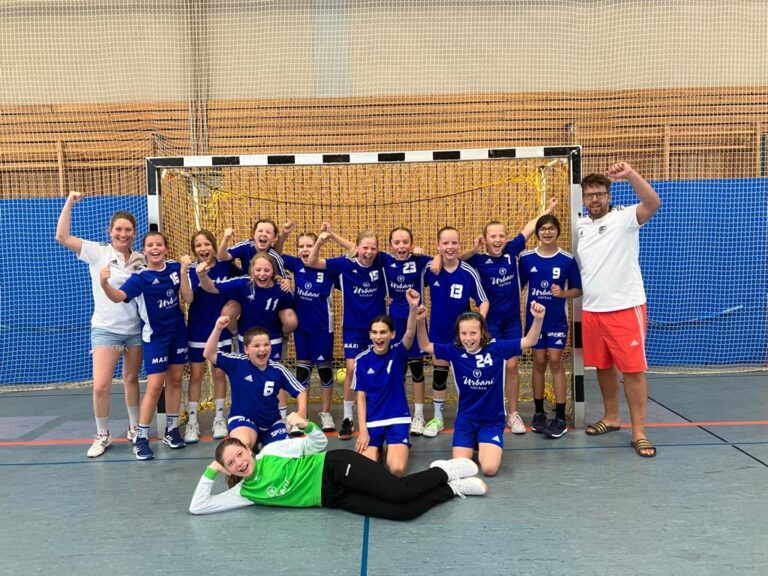 Weibl. D-Jugend: Verdienter erster Sieg!!!