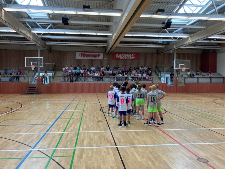 Männl. E-Jugend I: Packendes Spiel mit gutem Ausgang beschert Qualifikation für die Bezirksoberliga.