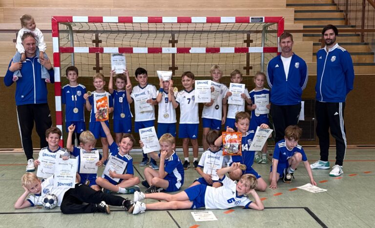 F-Jugend Kleinostheim: Minis mit viel Spielfreude beim Turnier in Mainaschaff